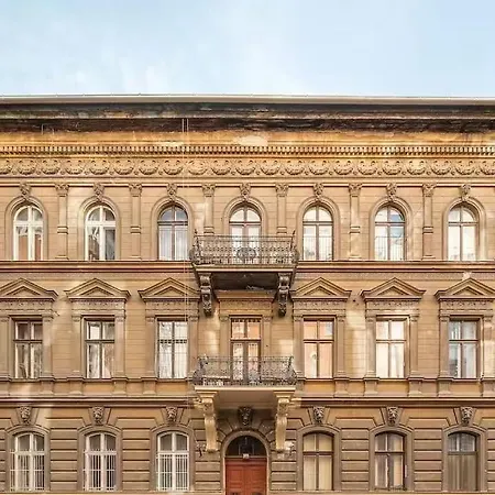 Nyugati & Oktogon Apartment